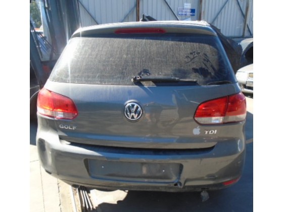VW Golf VI de 2010 1.6 tdi para Peças